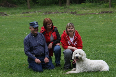 Petra, Margarete und Willi, die Familie von Ardy