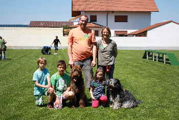 Fam Hemicker mit Linus und Calle